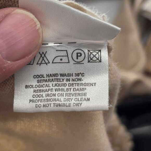 Vintage Jaegar Womens 100% Cashmere Sweater Size Medium Crew Neck Tan Polka Dots - Picture 6 of 7